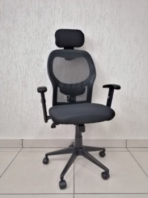 Кресло Barneo K-128 для персонала (черная ткань черная сетка) в Когалыме - kogalym.mebel-74.com | фото