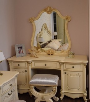 Туалетный стол + Зеркало Мона Лиза (крем) в Когалыме - kogalym.mebel-74.com | фото
